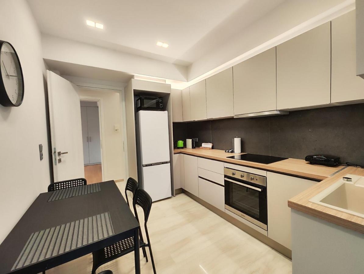 Etolou C2 - By Appartement *